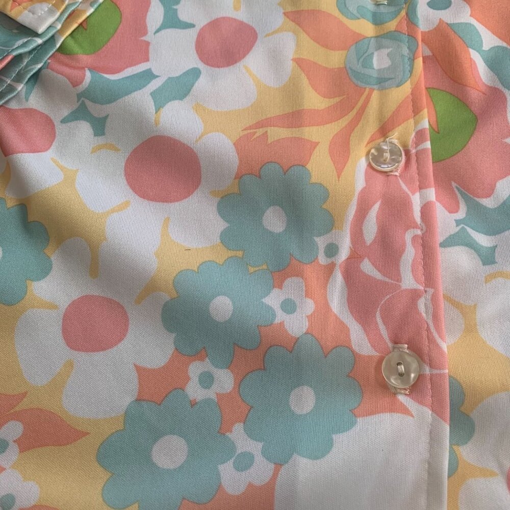 Vintage Groovy Pastel Novelty Floral Flower Power Print Blouse - Picture 5 of 5
